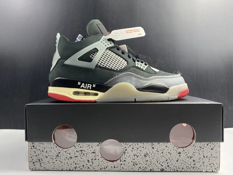  CV9388-001 Air “Bred” Jordan 4 OWT x 1128